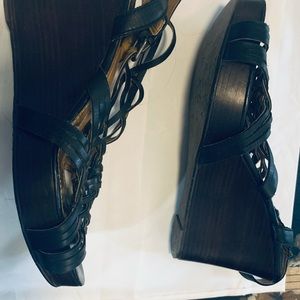 Fossil  strappy and sexy platform shoes